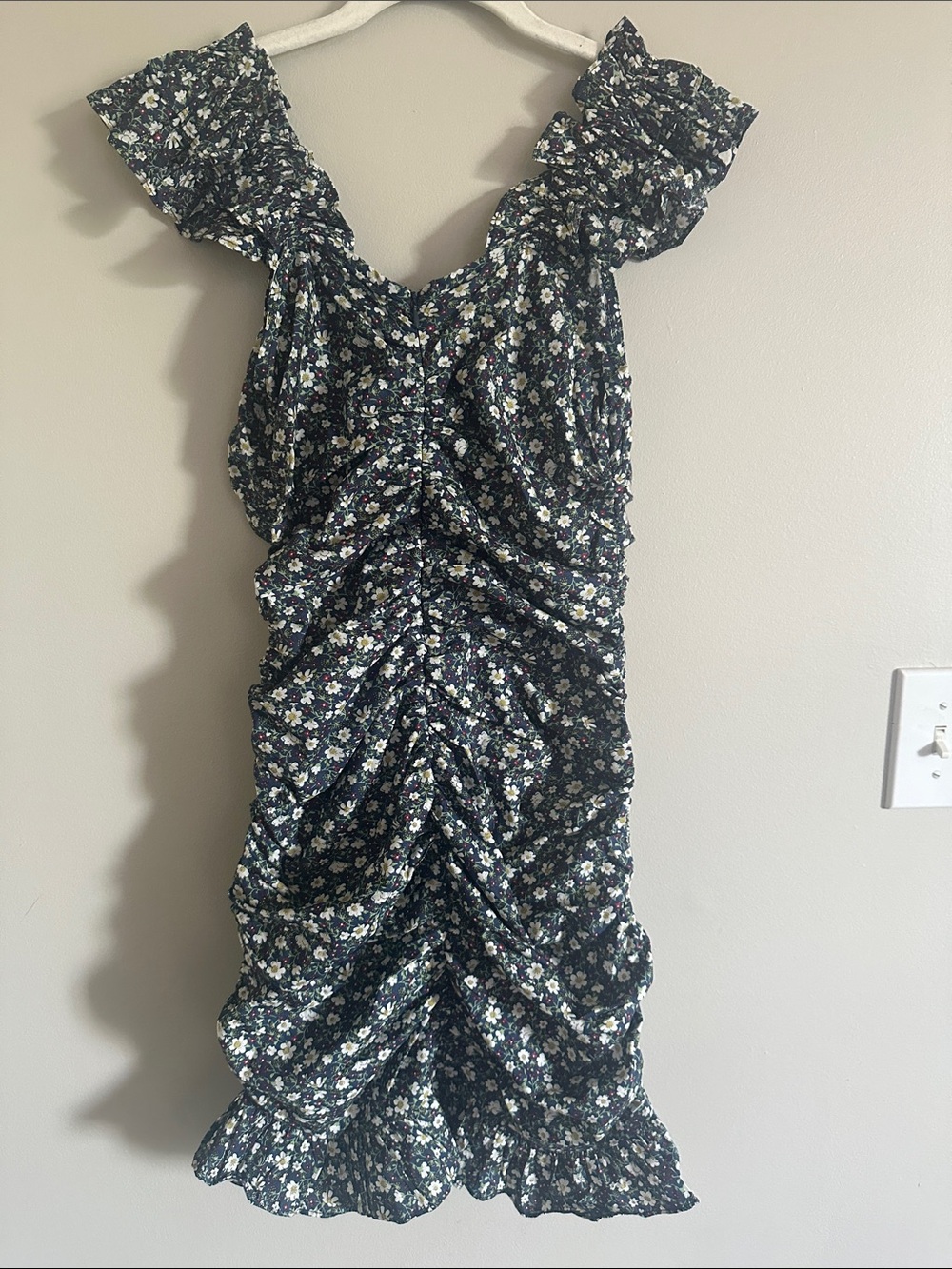 NWT Floral print ruched mini - Picture 13 of 13